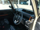 小回りも効いて運転しやすいです。