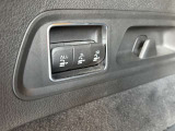 2列目は電動格納に対応。乗車人数や荷物量に合わせて使いやすく調整できます。