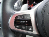 アクティブクルーズコントロール装備です。設定速度をキープしつつ、車間距離を優先し安全走行を可能と致します。長距離ドライブにマストな装備です。