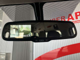 360&deg;アラウンドモニターで駐車時や狭い道路走行時も安心です。