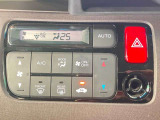 オートエアコンで車内を快適な温度にコントロール★