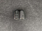 キーを取り出さずにドアを施錠&解錠。クルマの始動も可能です。