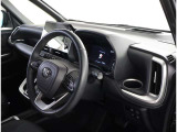 見通しのよいすっきりとした視界で、誰でも運転しやすいです。運転のしやすさは疲れにくさにも繋がりますよ♪