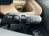 直感的な操作で、安全かつスムーズな車線変更をサポート。視認性の高いデザインで、夜間走行でも安心です。