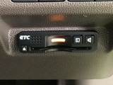 【ETC車載器】もはや必須アイテムのETCを搭載!高速道路のご利用時にとても便利!わずらわしい料金所での現金支払いが不要となりスムーズに通過できます♪