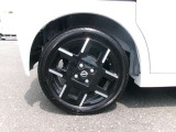 右リア日産純正ホイール