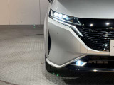 LEDヘッドライトが明るく照らします☆
