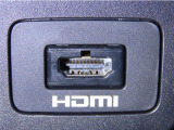 HDMI端子を装備しております。