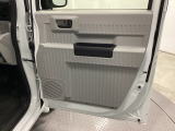 開口部が広いため、荷物を抱えた状態での乗り入れも楽に行えます。