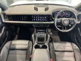 ポルシェセンター柏の葉では最新車両だけでなく、良質な認定中古車も数多く扱っております。