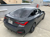 BMWのお車は、&ldquo;駆け抜ける歓び&rdquo;を体現しております。走行の安定性とコーナリングの良さを追求し、思い通りにハンドルの操作可能です。