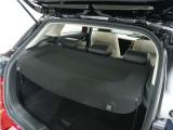◆トノカバー装備◆荷室を覆い保護してくれるカバーを装備!。プライバシー保護にも役立ちます。