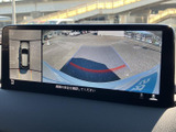 駐車時や後退時の安全確認をサポートするバックカメラ。後方視界の死角を減らし、安全な運転をサポートします。