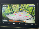 【バックカメラ】駐車時に後方がリアルタイム映像で確認できます。大型商業施設や立体駐車場での駐車時や、夜間のバック時に大活躍!運転スキルに関わらず、今や必須となった装備のひとつです!