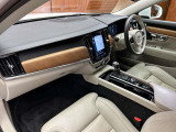 ◆LIBERALAは、輸入車選びの新たなスタイルを提案するインポート・セレクト・ブランドです。オーナー様となる方がクルマから直接感じる感性を第一にした、最良の一台との出会いをコーディネートいたします。