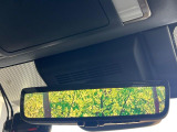 【デジタルインナーミラー】後席の大きな荷物や同乗者で後方が確認しづらい時でも安心!カメラが撮影した車両後方の映像をルームミラー内に表示。クリアな視界で状況の確認が可能です!