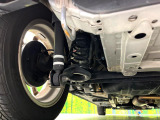 お車を安心してお乗りいただく為には、足回りの定期点検が欠かせません。サービスサポート(有償保証)では無料点検もご提供しており、安心のカーライフをお過ごしいただけるサポート体制が整っています。