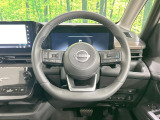 【純正革巻きステアリング】上質な革を使用することで、手にしっかり馴染みとても運転しやすいハンドルです♪