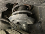 お車を安心してお乗りいただく為には、足回りの定期点検が欠かせません。サービスサポート(有償保証)では無料点検もご提供しており、安心のカーライフをお過ごしいただけるサポート体制が整っています。