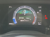 必要な情報をひと目で確認できるメーターデザイン。視認性が高く、安全運転をサポートします。走行状況を把握しましょう。