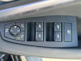 【パワーウインドウ】運転席のスイッチで、各席の窓ガラスの開閉ができます!あると便利ですよね!
