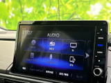 多彩な操作が可能で、お好みの音楽や映像を快適に楽しめます。Apple CarPlayにも対応し、スマートフォン連携もスムーズに行えます。