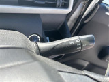 【オートライト(AUTO)】外の明るさをシステムが感知して、自動でヘッドライトが点灯します!ヘッドライトをつけ忘れを防ぐ便利機能です。