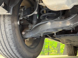 お車を安心してお乗りいただく為には、足回りの定期点検が欠かせません。サービスサポート(有償保証)では無料点検もご提供しており、安心のカーライフをお過ごしいただけるサポート体制が整っています。