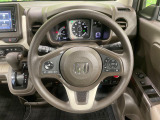 【ステアリングスイッチ】運転中、前方から目線をそらすことなく、オーディオ等の操作が可能な便利機能!安心&快適なドライブを演出してくれます♪