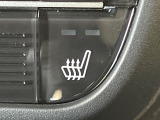 【前席シートヒーター】寒い日に重宝するシートヒーター!エアコンより早く温まってくれるので寒がりの人も安心ですね♪エアコンの温風は乾燥するから苦手、という方にもをおすすめです。