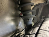 お車を安心してお乗りいただく為には、足回りの定期点検が欠かせません。サービスサポート(有償保証)では無料点検もご提供しており、安心のカーライフをお過ごしいただけるサポート体制が整っています。