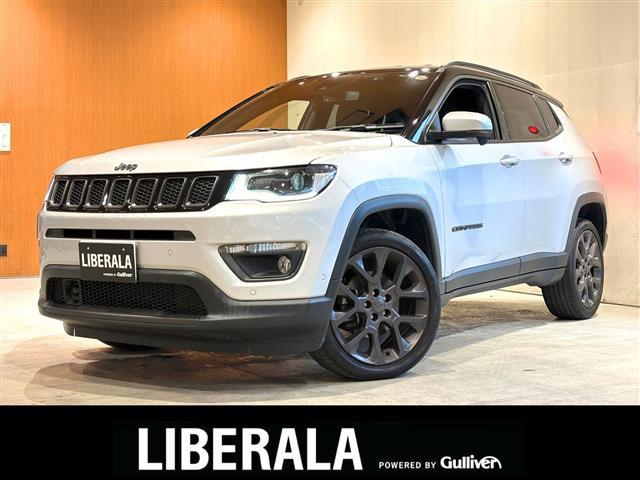 コンパス S モデル 4WD 本革シート