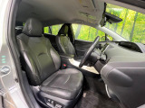 運転席シート廻りは使用感も少なく、良好な状態となっています。丁寧に使われていたことがよくわかりますね。