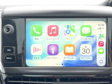●Apple Car Play:スマホとの有線接続で、ナビ・オーディオ再生などスマホのアプリ機能が画面でも使える便利機能です!