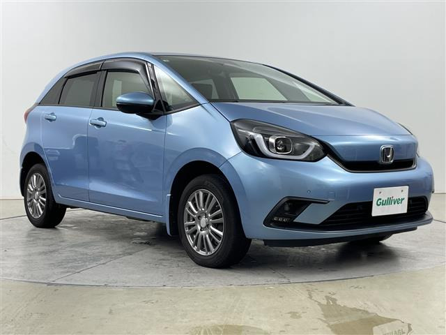 フィット 1.3 ベーシック 4WD 修復歴無し