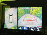 【360&deg;ビューモニター】専用のカメラにより、上から見下ろしたような視点で360度クルマの周囲を確認することができます☆死角部分も確認しやすく、狭い場所での切り返しや駐車もスムーズに行えます。