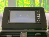 【ナビゲーション】目的地までしっかり案内してくれる使いやすいナビ。Bluetooth接続すればお持ちのスマホやMP3プレイヤーの音楽を再生可能!毎日の運転がさらに楽しくなります!!