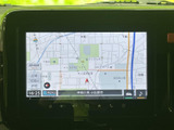 鮮明な地図表示で、視認性が高く、安全な運転をサポートします。最新の交通情報も確認でき、スムーズなルート選択が可能です。