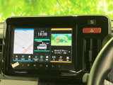 多彩な機能が搭載されたナビゲーションシステム。地図情報はもちろん、エンターテイメント機能も充実し、快適なドライブをサポートします。