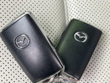 コンパクトながらも機能的なキーレスエントリー。スマートな操作で、スムーズな乗り出しをサポートします。