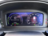 【スピードメーター】メーターがシンプルで見やすく運転しやすいですね。