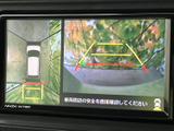 車両周辺の状況を映像で確認できます。安全運転をサポートし、万が一の際にも役立つ機能です。