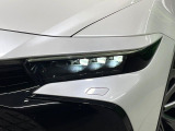 【四眼LEDヘッドライト】スタイリッシュな見た目の三眼LEDヘッドライトを装備♪スタイルだけでなく、夜間の走行も視界良好で安心してお乗りいただけます。