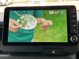 停車時に映像を楽しめるTV機能。お子様連れのファミリーにおすすめです。移動時間も快適に過ごせます。