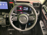 【ステアリングヒーター】冬場に冷たくなりやすい革巻きステアリングを、スイッチ一つで素早く適温に!エアコンよりも早く温まってくれるので、寒い日の運転も快適になりますね♪