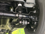 お車を安心してお乗りいただく為には、足回りの定期点検が欠かせません。サービスサポート(有償保証)では無料点検もご提供しており、安心のカーライフをお過ごしいただけるサポート体制が整っています。