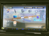 多彩なメディアに対応し、お好みの音楽を快適に楽しめます。Bluetooth接続も可能で、スマートフォンとの連携もスムーズです。