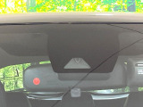 【トヨタセーフティセンス】走行中に前方の車両等を認識し、衝突しそうな時は警報とブレーキで衝突回避と被害軽減をアシスト。より安全にドライブをお楽しみいただけます。