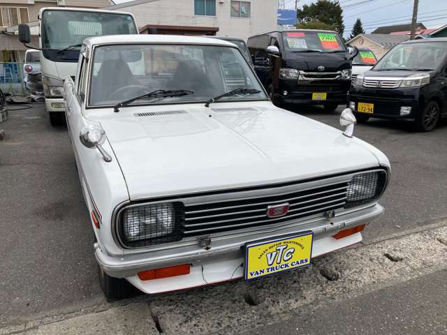 1991 Nissan Sunny Truck 1.2 Deluxe floor shift 4 MT Short photo 3