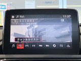 停車時にTV視聴が可能。お子様連れのご家族にもおすすめです。移動時間を有効活用して、楽しいひとときを過ごしましょう。